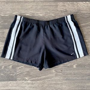 Nike Athletic Shorts Size XL- Black